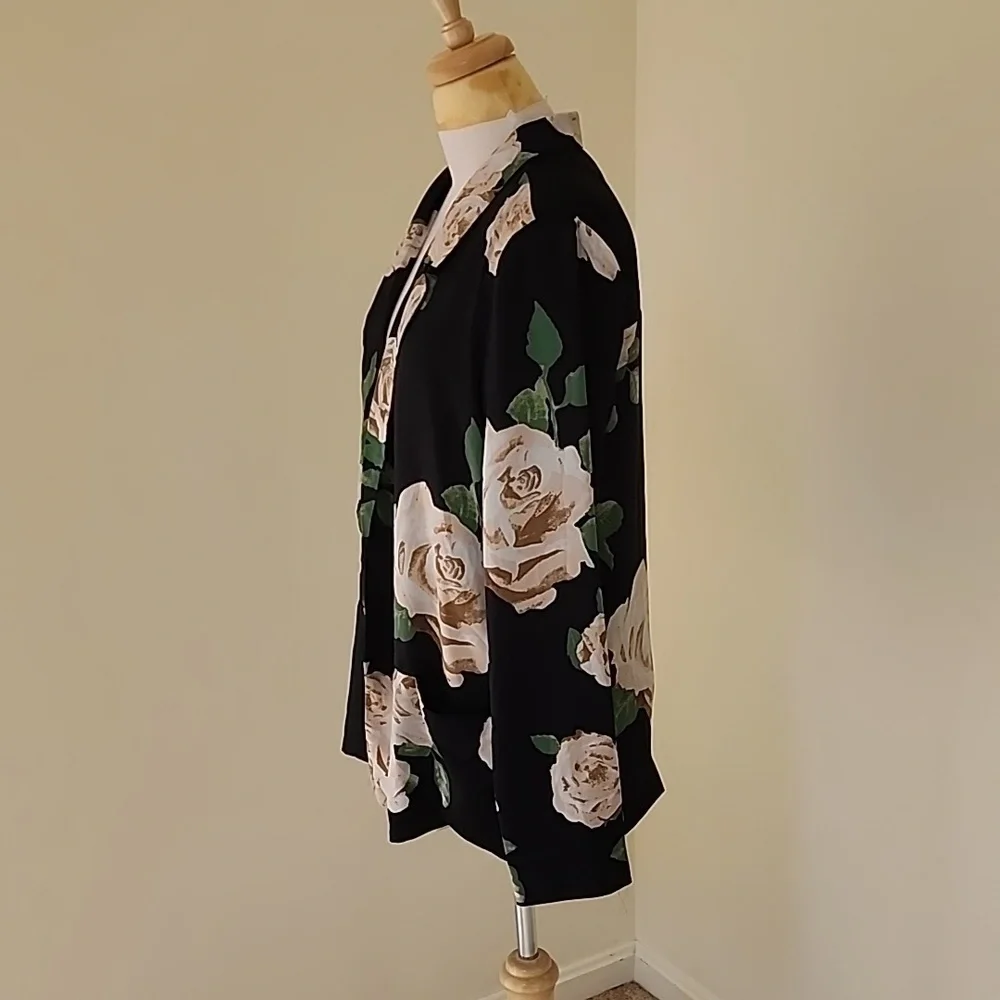 New! Forever 21 black floral large open light weight jacket. - Picture 3 of 11